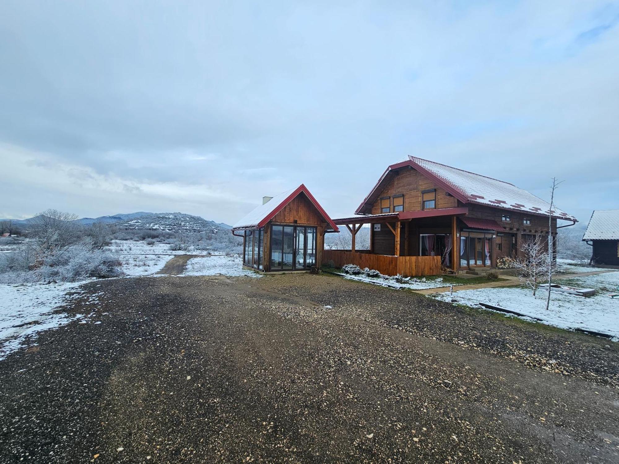 فيلا Ruralna Kuca Za Odmor Lika Lovinac  المظهر الخارجي الصورة
