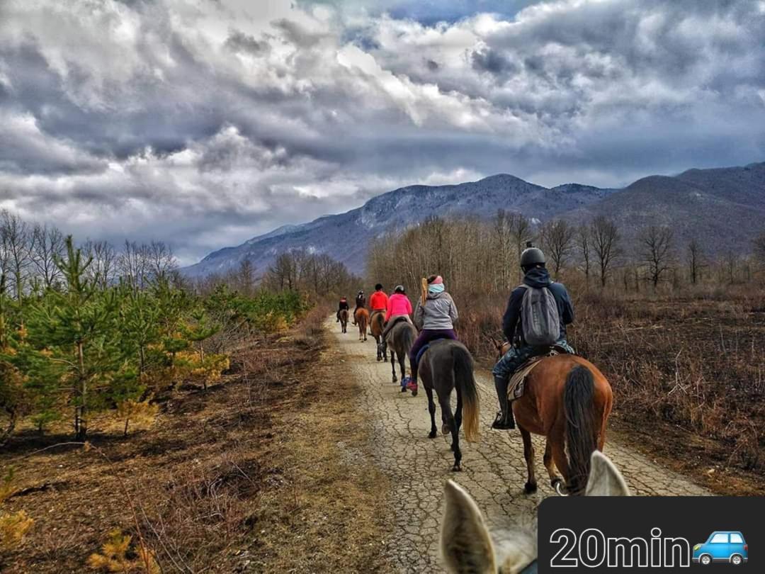 فيلا Ruralna Kuca Za Odmor Lika Lovinac  المظهر الخارجي الصورة